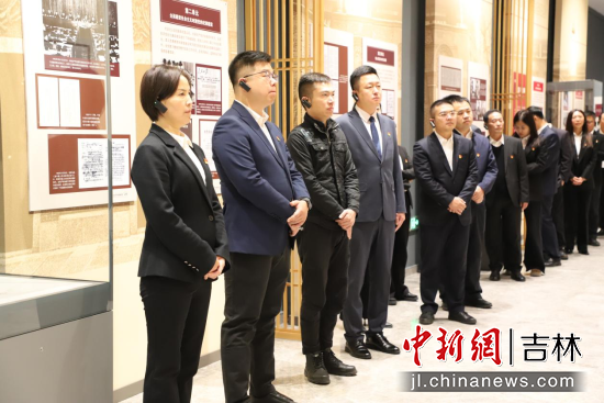 �c���ˆT�^չ�� �O��/�z