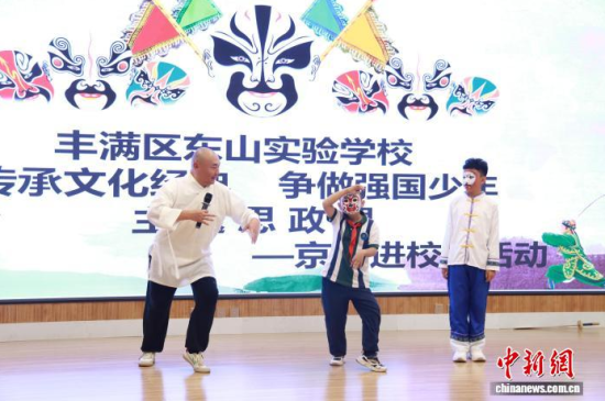 ʷ����(qu��n)(��һ)���ڽo�W(xu��)�������n��(�Y�ψD) �������S�M�^(q��)�|ɽ��(sh��)�(y��n)�W(xu��)У���D