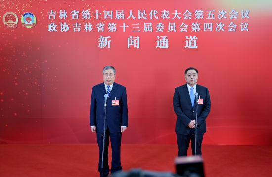 1��26���������f(xi��)����ʡ��ʮ����ί�T�����ĴΕ��hί�Tͨ���ϣ��ބ���(��һ)�ش�ӛ���ᆖ�� ���� �z